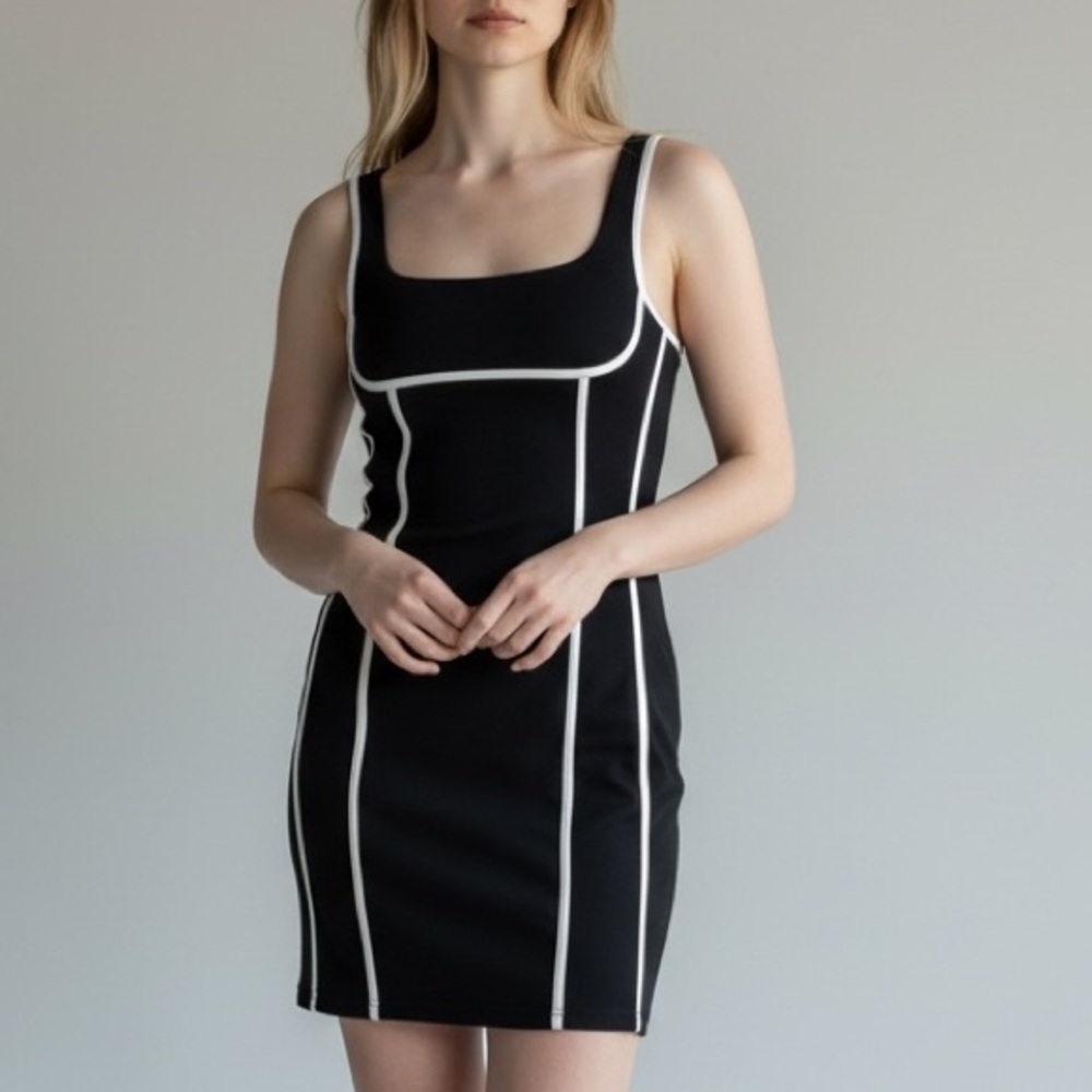 NWT Billy J BLACK SLEEVELESS BODYCON MINI DRESS W NUDE PIPING Stretch Party 14